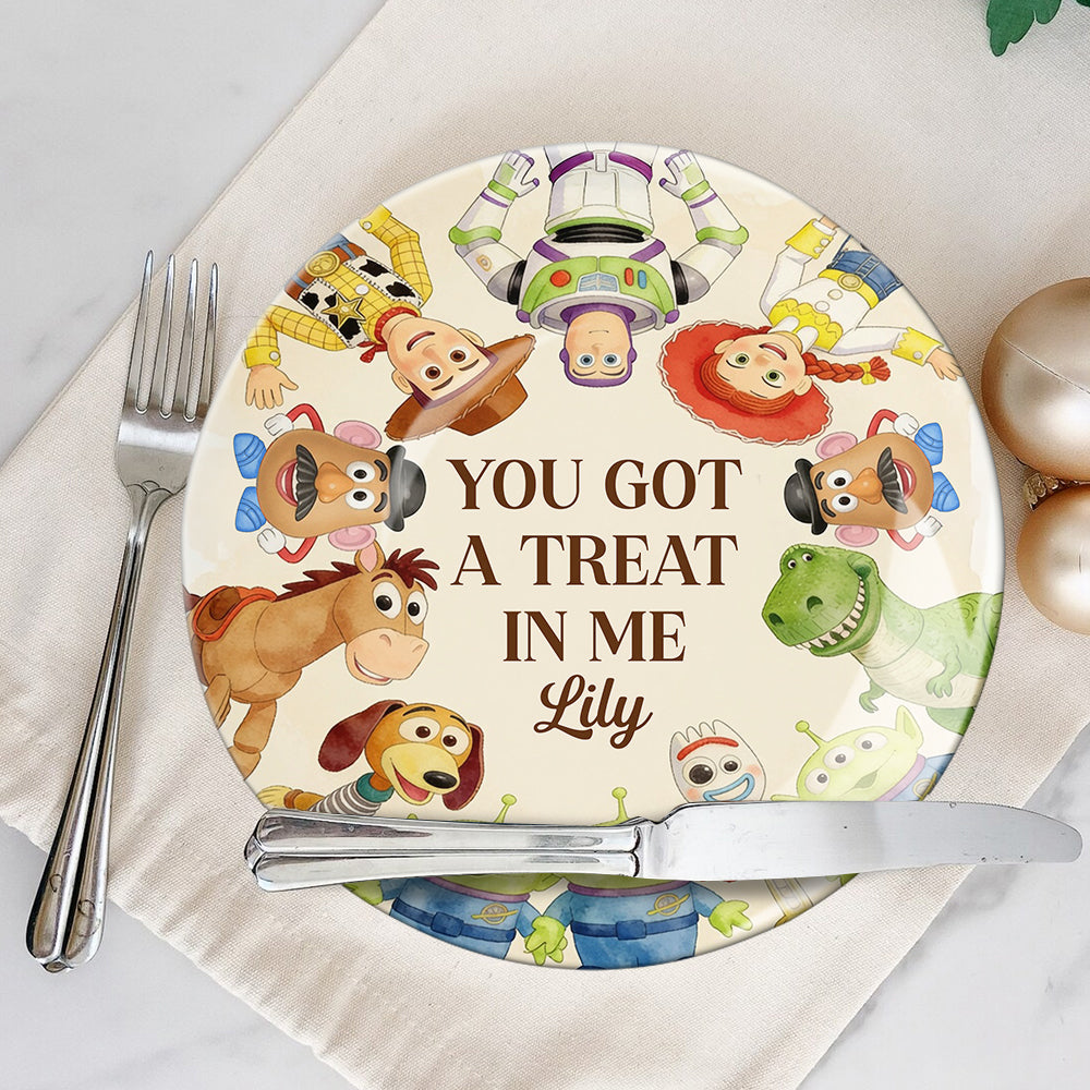 You've Got A Treat In Me - Personalized Movie For Kids Ceramic Round Plate