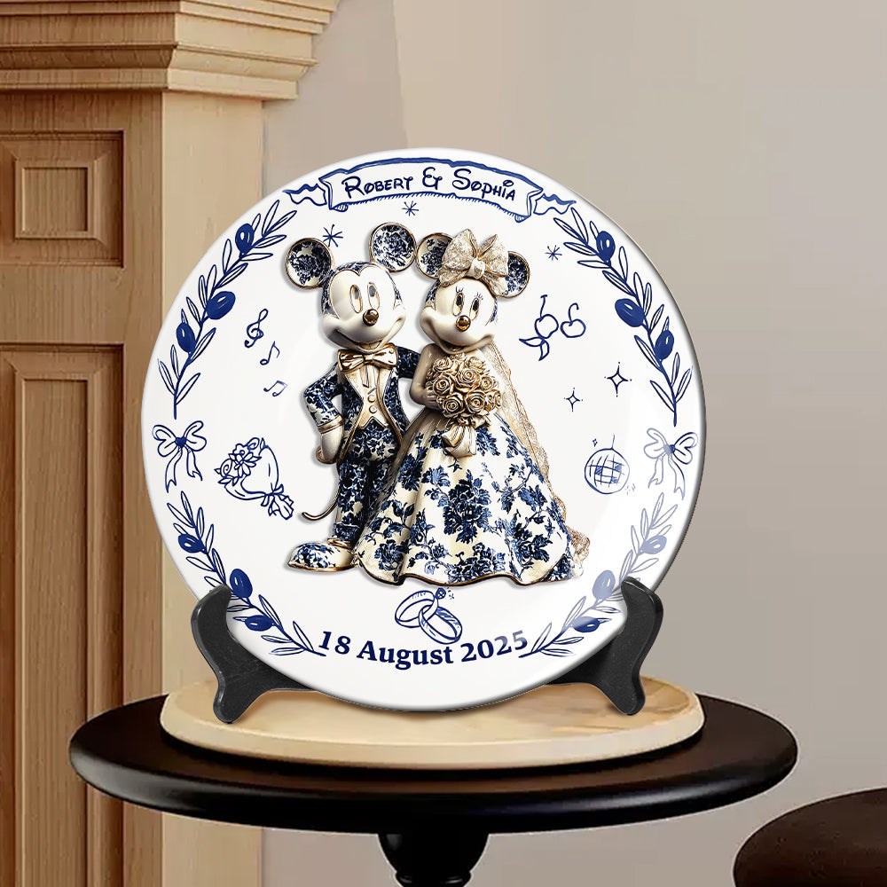 Newlyweds - Personalized Mouse Ceramic Round Plate