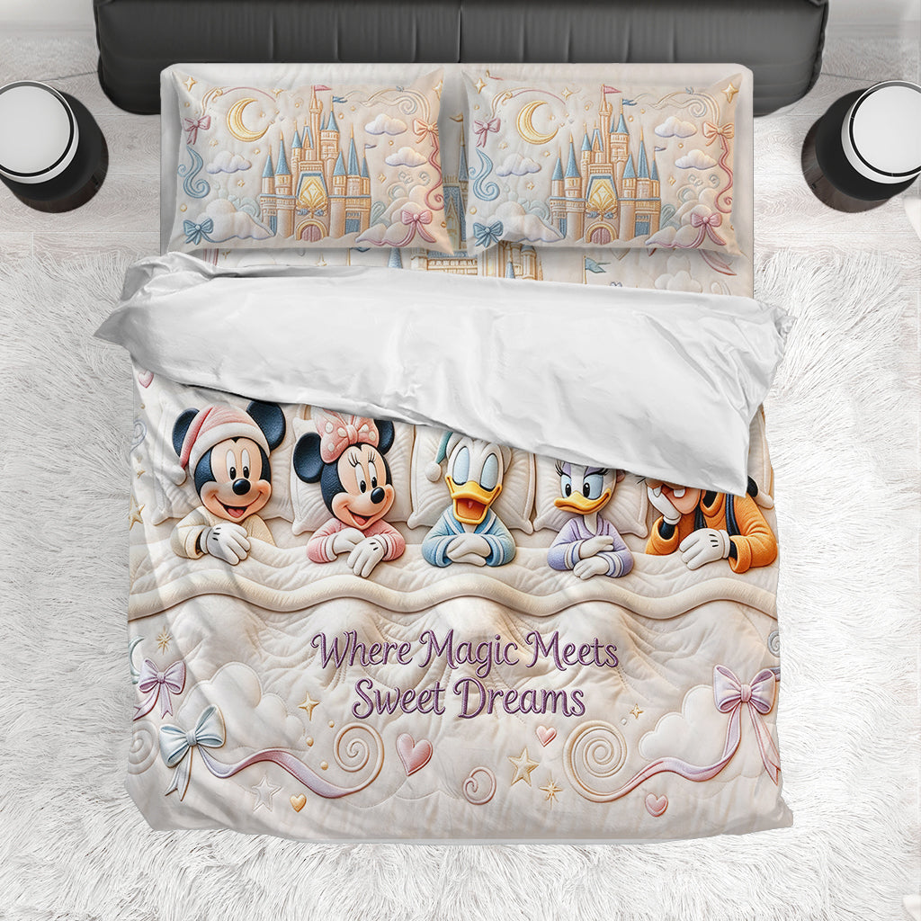 Where Magic Meets Sweet Dreams - Personalized Mouse Bedding Set