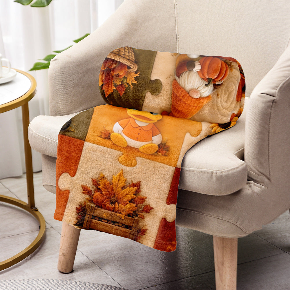 Autumn Vibes, Cartoon Mouse Fans Gift - Personalized Mouse Blanket