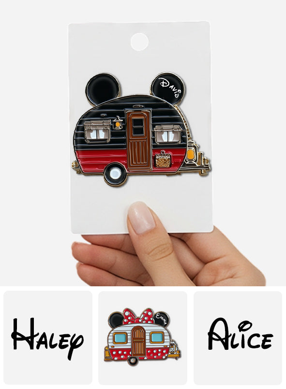 Outdoor Adventure Mouse Couple - Personalized Mouse Pin