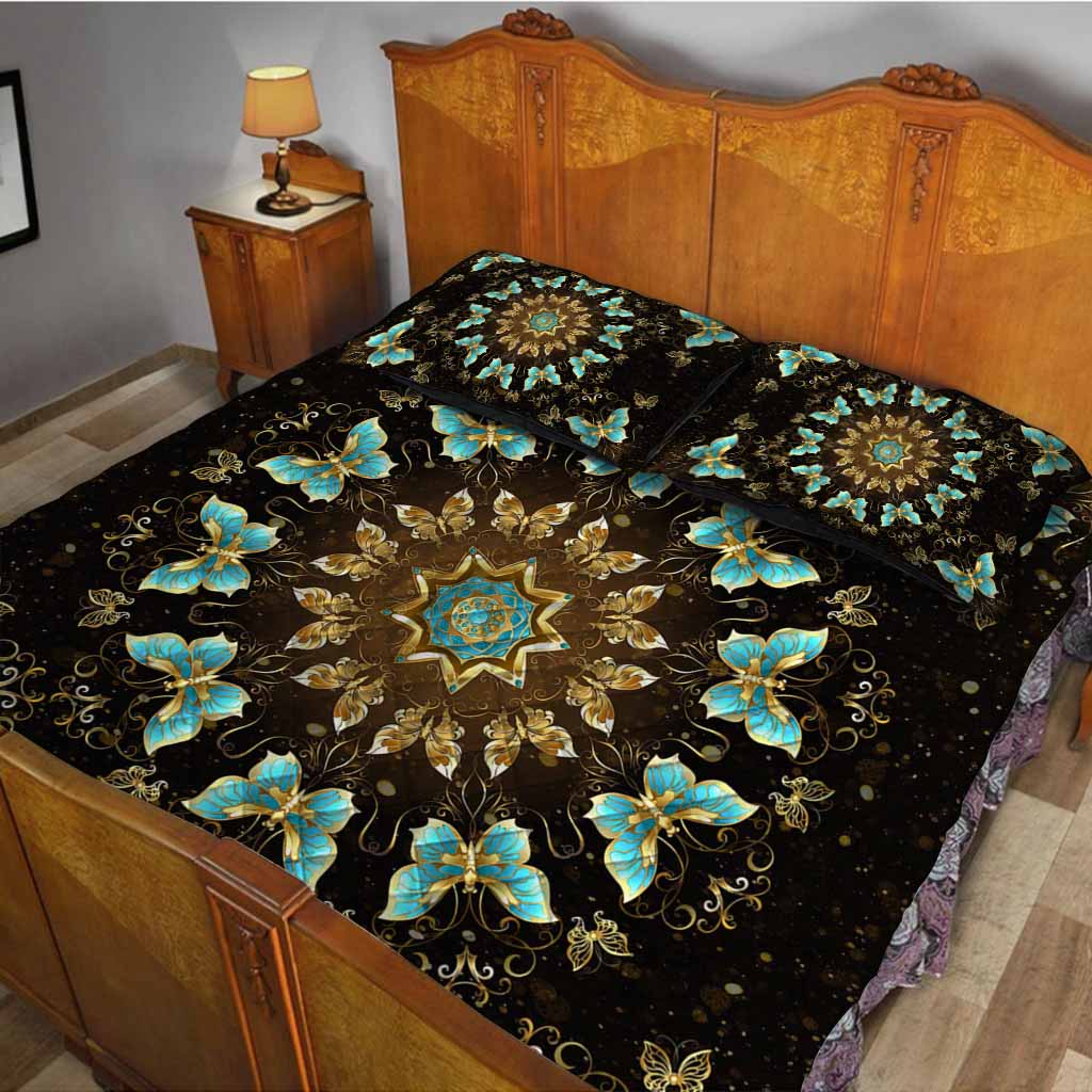 Love Butterfly Quilt Bed Set