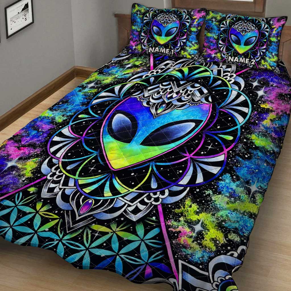 Psychedelic Alien - Personalized Alien Quilt Set