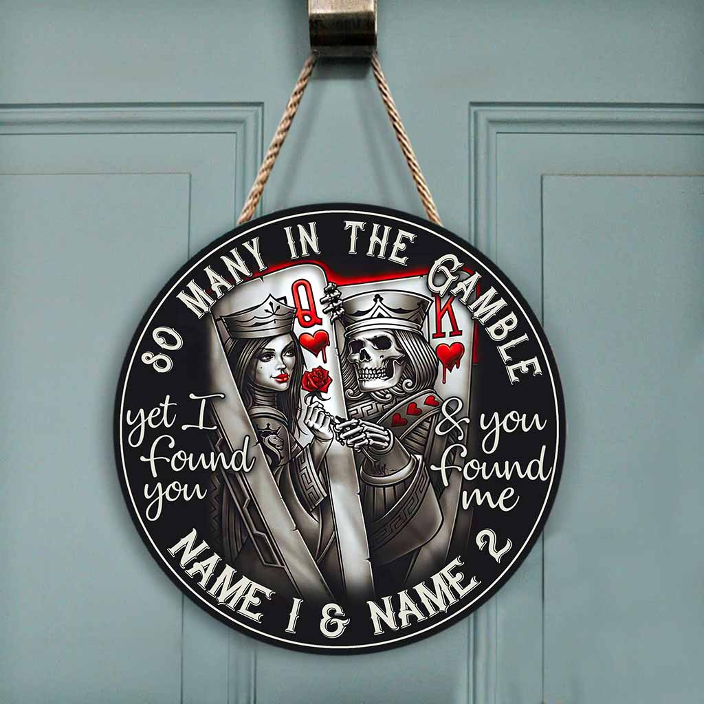 So Many In The Gamble - Poker Personalized Round Wood Sign