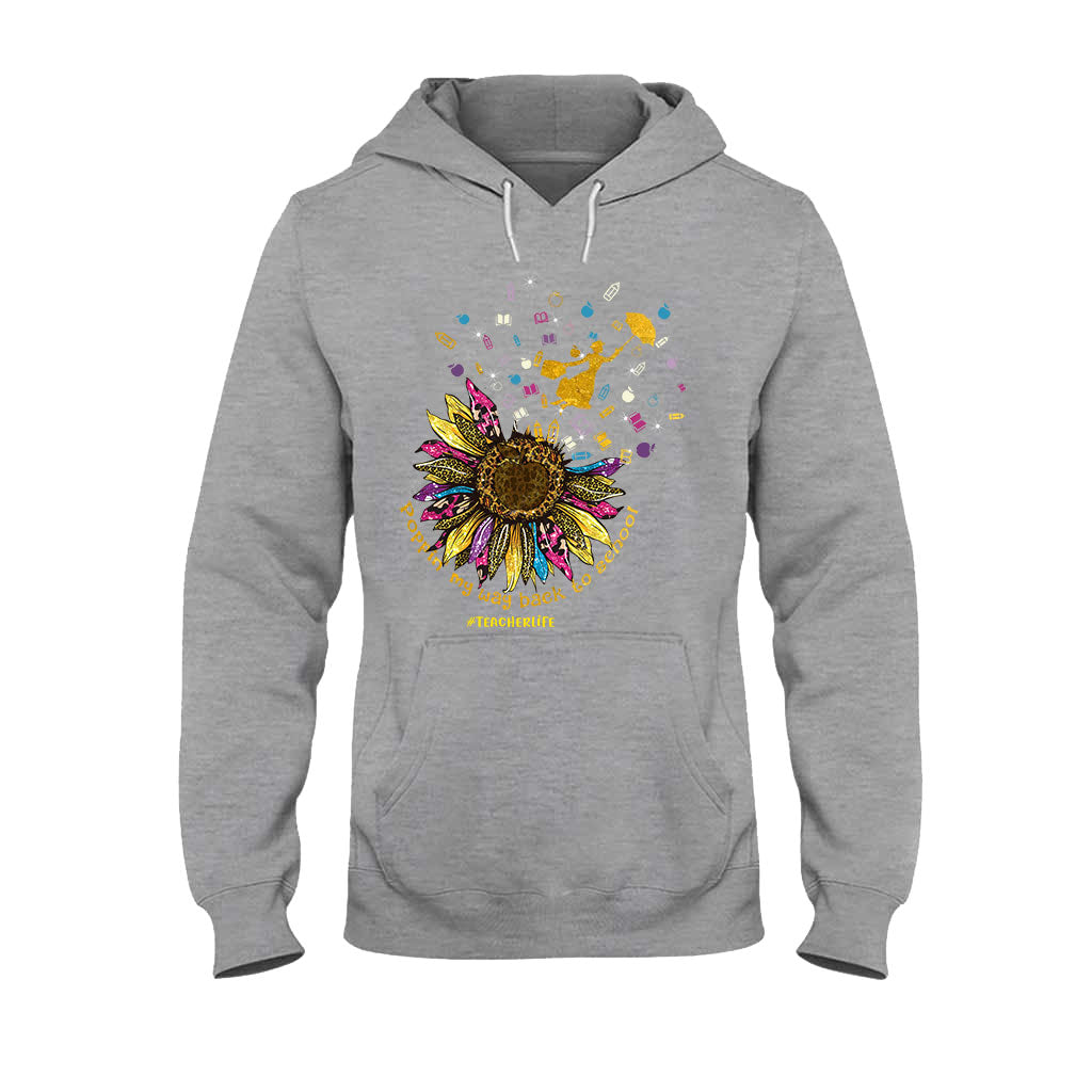 Poppin My Way Back To School - Personalized Teacher T-shirt and Hoodie